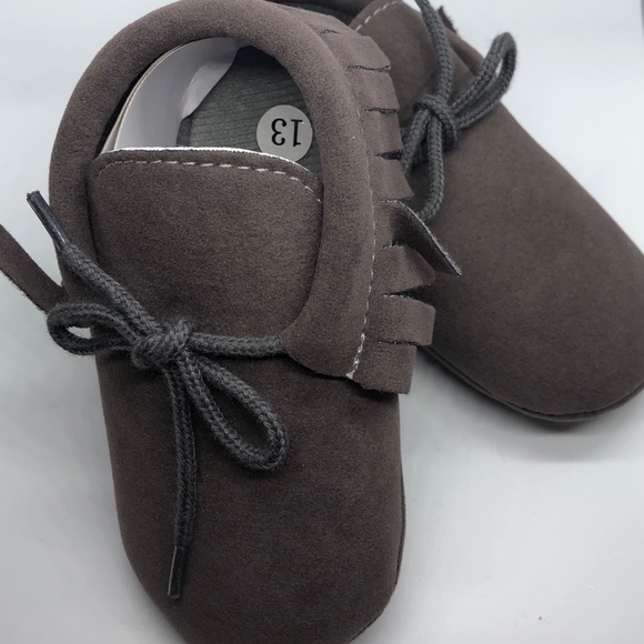 2 Pairs New Unisex Gray Moccasins for Baby 12-18M - Picture 4 of 6